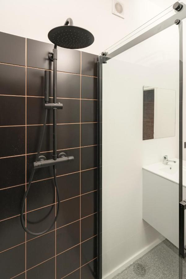 Antwerp City Center Two-Bedroom Apartments Bagian luar foto